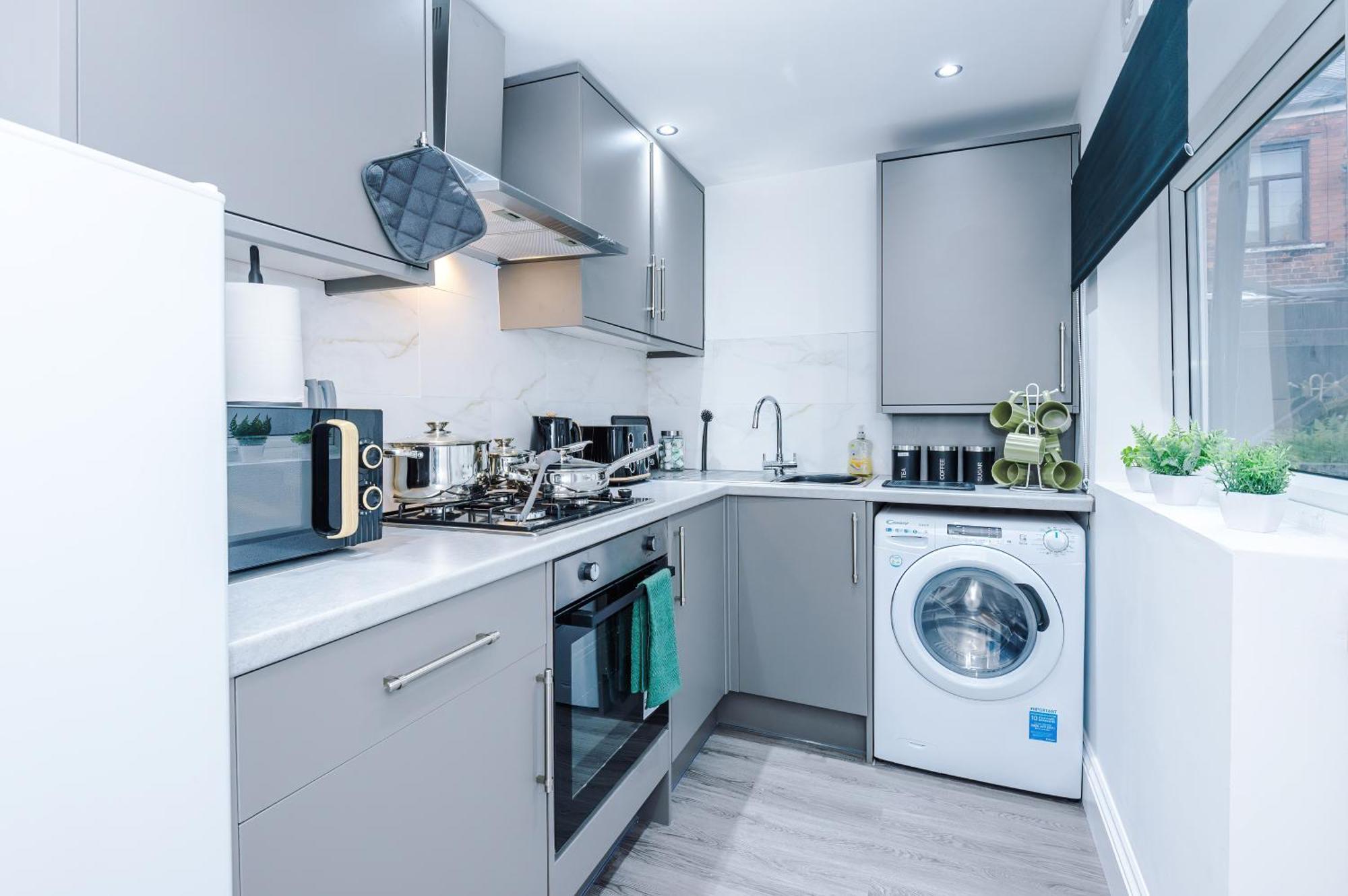 Sleeps 6, Pool Table, Free Parking, Perfect For Groups, Long Term Disc Appartamento Manchester